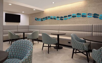 DoubleTree Suites by Hilton Orlando - Disney Springs® Area