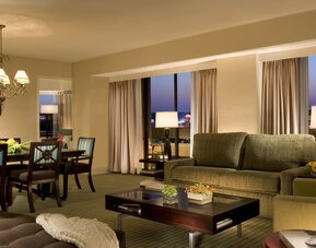 Hilton Orlando Lake Buena Vista - Disney Springs® Area
