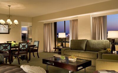 Hilton Orlando Lake Buena Vista - Disney Springs® Area