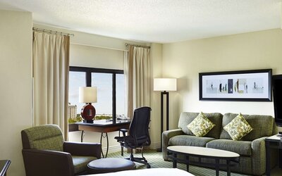 Hilton Orlando Lake Buena Vista - Disney Springs® Area