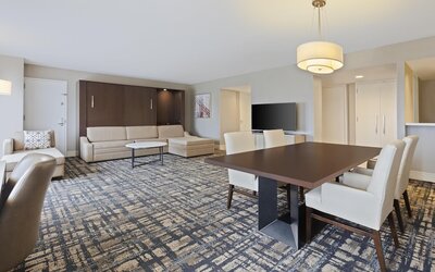 Hilton Orlando Lake Buena Vista - Disney Springs® Area