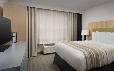 Country Inn & Suites by Radisson, Seattle-Tacoma International Airport, WA