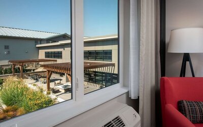 Country Inn & Suites by Radisson, Seattle-Tacoma International Airport, WA