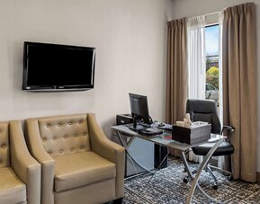 SureStay Hotel by Best Western SeaTac Airport North