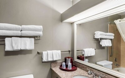 SureStay Hotel by Best Western SeaTac Airport North