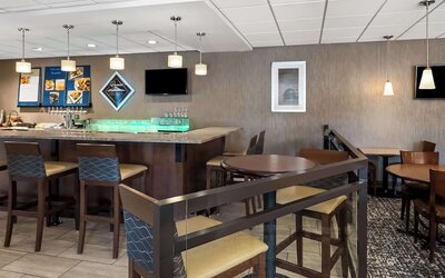 SureStay Hotel by Best Western SeaTac Airport North