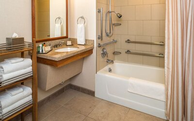 Hilton Seattle Airport & Conference Center
