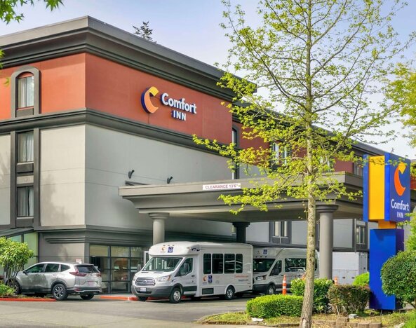 Comfort Inn & Suites Sea-Tac Airport