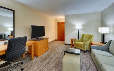 Drury Inn & Suites near Universal Orlando Resort