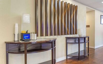 Comfort Inn & Suites Sea-Tac Airport