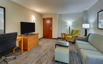 Drury Inn & Suites near Universal Orlando Resort