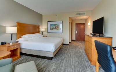 Drury Inn & Suites near Universal Orlando Resort