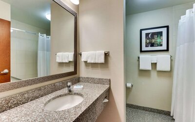Drury Inn & Suites near Universal Orlando Resort