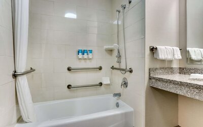 Drury Inn & Suites near Universal Orlando Resort