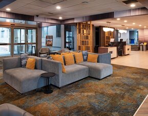 La Quinta Inn & Suites by Wyndham Seattle Sea-Tac Airport