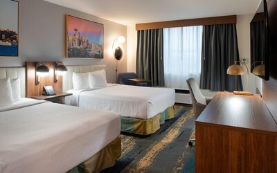 La Quinta Inn & Suites by Wyndham Seattle Sea-Tac Airport