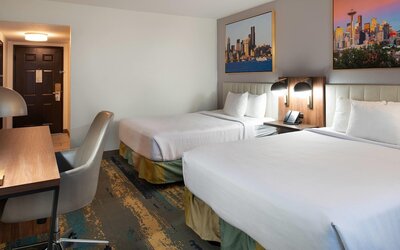 La Quinta Inn & Suites by Wyndham Seattle Sea-Tac Airport