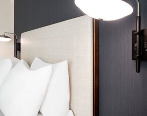 Courtyard by Marriott Seattle SeaTac Airport