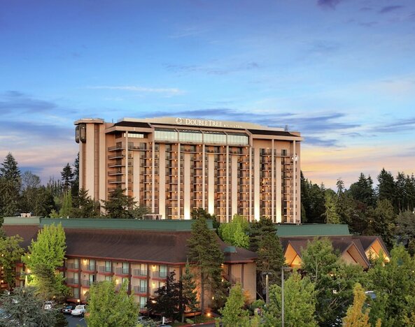 DoubleTree by Hilton Seattle Airport