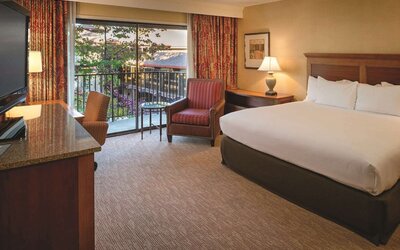 Standard Room, 2 Queen Beds, Balcony