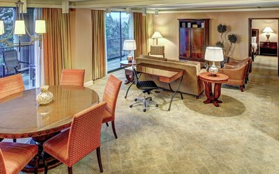 Deluxe Room, 1 King Bed, Balcony
