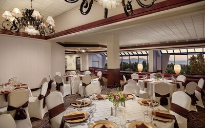 DoubleTree by Hilton Seattle Airport