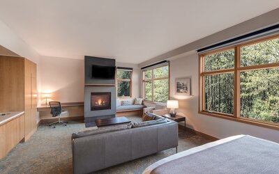 Cedarbrook Lodge