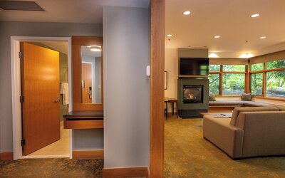 Cedarbrook Lodge