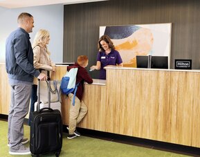 Spark by Hilton Seattle Airport
