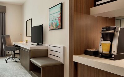 Hilton Garden Inn Seattle Airport