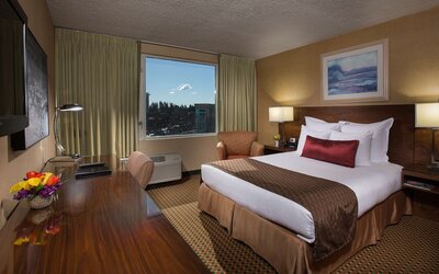 Coast Gateway Hotel