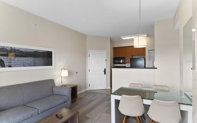Premier Resort Condos Near Universal