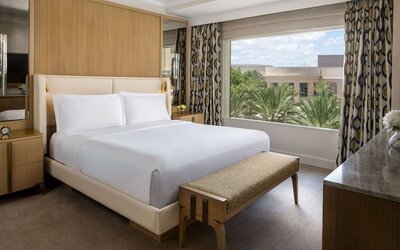 Waldorf Astoria Orlando - An Official Walt Disney World® Hotel