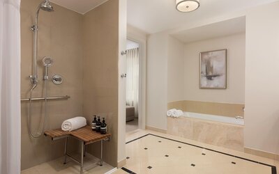 Waldorf Astoria Orlando - An Official Walt Disney World® Hotel
