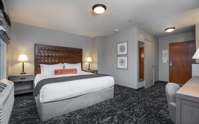 Mediterranean Inn