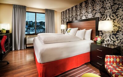 Staypineapple, The Maxwell Hotel, Seattle Center Seattle