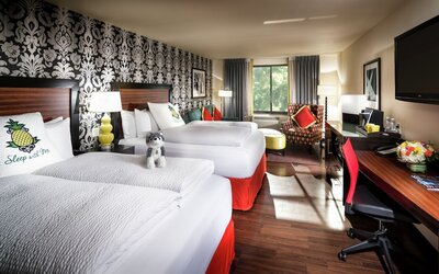 Staypineapple, The Maxwell Hotel, Seattle Center Seattle