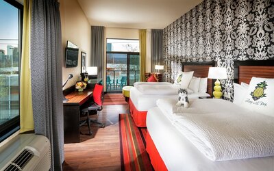 Staypineapple, The Maxwell Hotel, Seattle Center Seattle