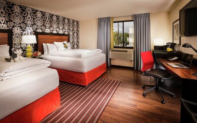 Staypineapple, The Maxwell Hotel, Seattle Center Seattle