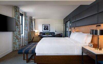 Hotel Theodore Seattle Downtown, Tapestry by Hilton
