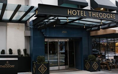 Hotel Theodore Seattle Downtown, Tapestry by Hilton