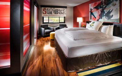 Staypineapple, Hotel FIVE, Downtown Seattle