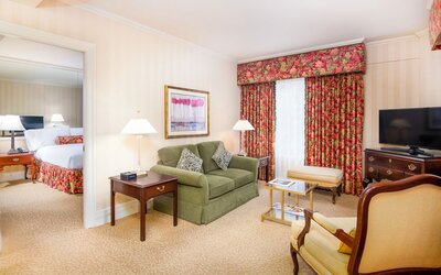 Mayflower Park Hotel
