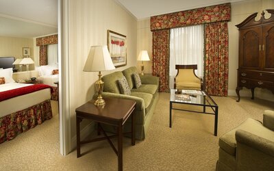 Mayflower Park Hotel