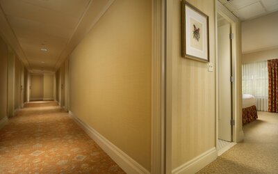 Mayflower Park Hotel