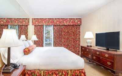 Mayflower Park Hotel