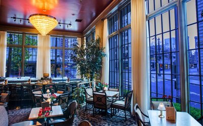 Mayflower Park Hotel