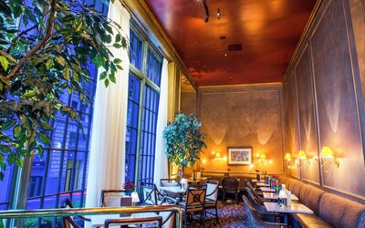 Mayflower Park Hotel