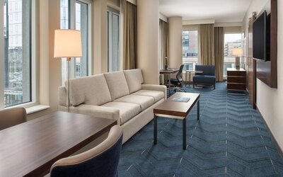 Embassy Suites by Hilton Seattle Downtown Pioneer Square