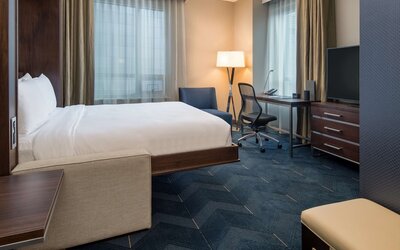 Embassy Suites by Hilton Seattle Downtown Pioneer Square